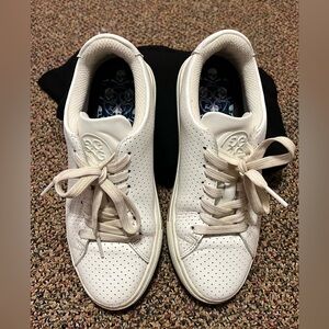 GFORE WOMEN'S DURF PERFORATED LEATHER GOLF SHOE